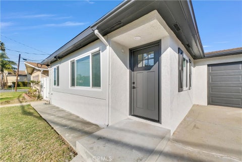 Photo of 18432 Patterson Lane, Huntington Beach, CA 92646 (MLS # NP26178781)