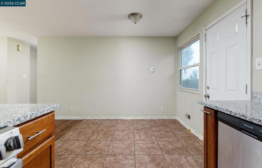 1321 Aster Dr