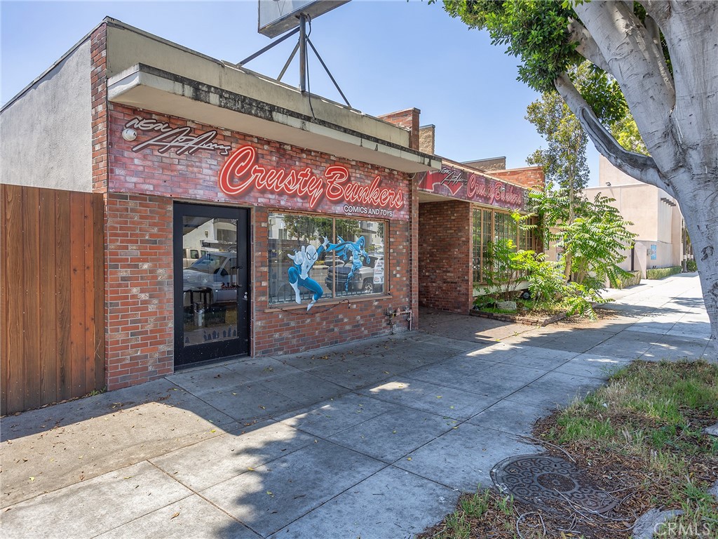 This exceptional commercial property is ideally situated in the highly desirable Magnolia Park area, offering both convenience and visibility for your business. This versatile property offers a rare blend of charm, functionality, and prime location. Inside 4708 W. Magnolia, the space features two half bathrooms, a convenient kitchen area, a storage closet, and a small private patio perfect for breaks or casual meetings. The flexible floor plan can accommodate a wide range of uses, including retail, office, studio, or creative space. The 4710 W. Magnolia layout features a welcoming front office that sets a professional tone, complemented by a unique patio atrium that brings in natural light and provides a relaxing atmosphere for employees and clients alike. A dedicated conference room is perfect for meetings or presentations, while a second private office allows for additional workspace or executive use. The property also includes two half bathrooms, a phone and cable room for all your tech needs. Ample on-site parking adds to the convenience, while strong street visibility and Magnolia Park’s vibrant atmosphere provide valuable exposure and foot traffic. This is a fantastic opportunity for investors or business owners looking to plant roots in one of Burbank’s most dynamic and walkable commercial corridors.