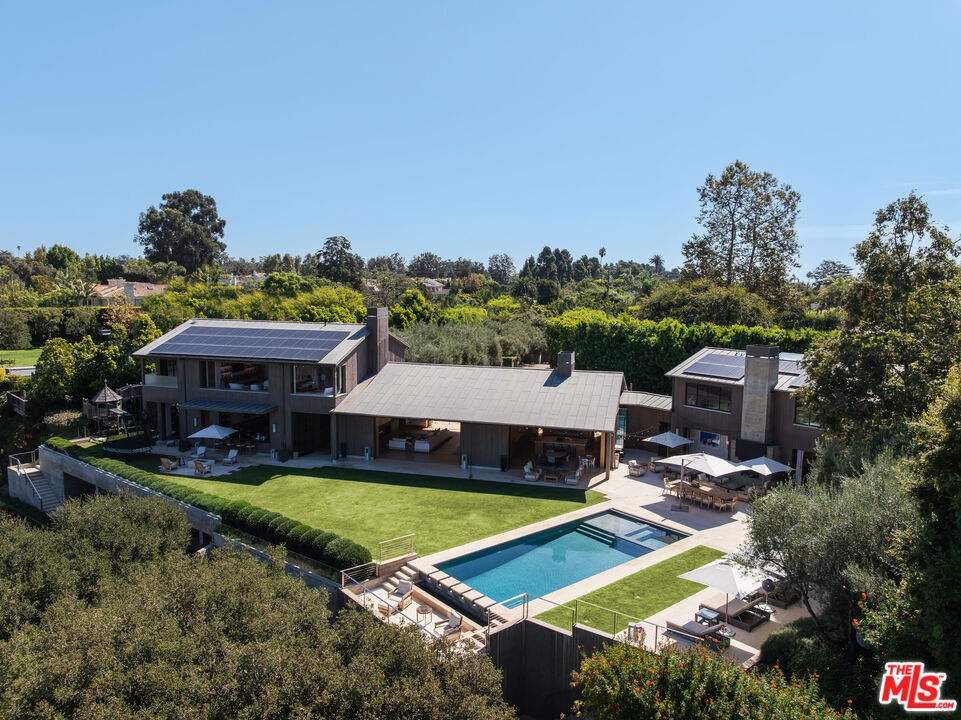 859 Woodacres Road