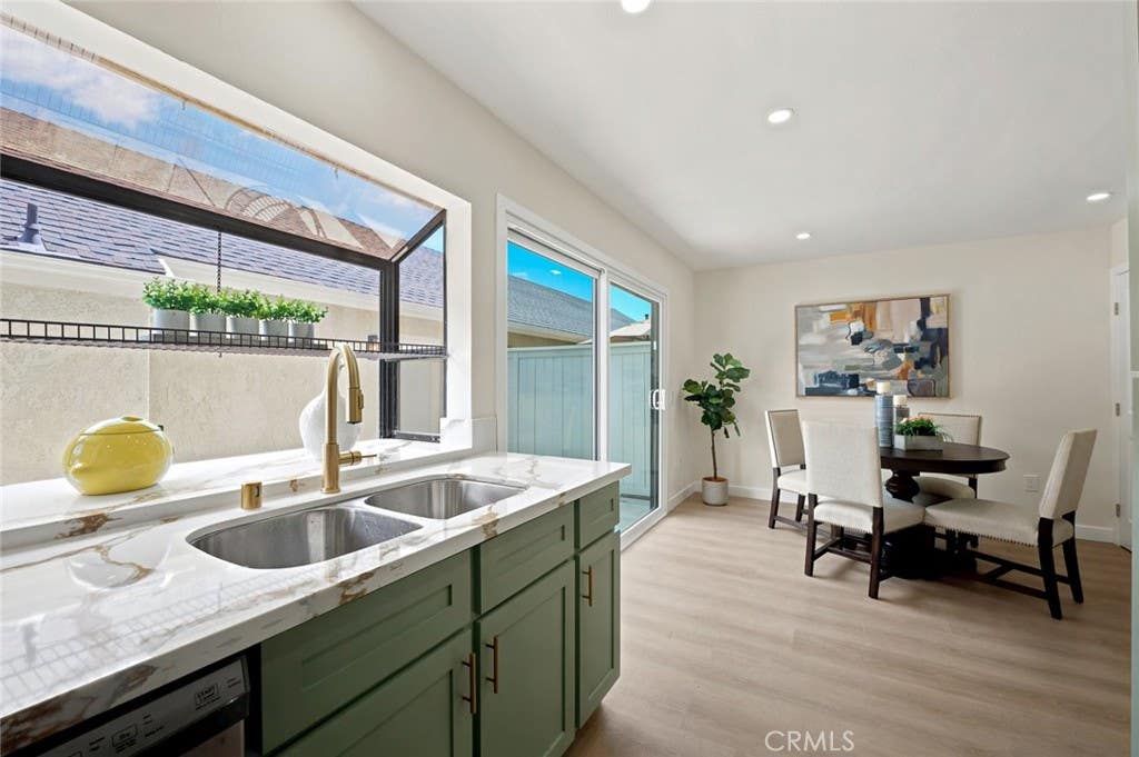 Photo of 1700 W Cerritos AVE #206, Anaheim, CA 92804 (MLS # IV26177225)