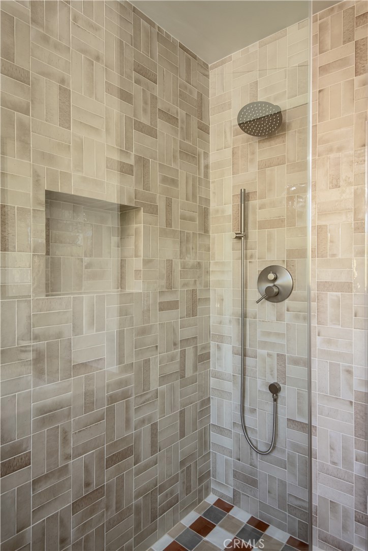 Arrowhead Woods (AWHW) - Residential