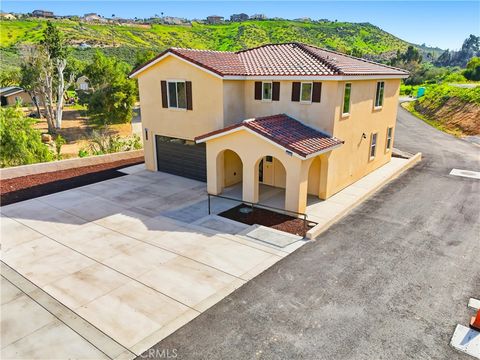 Photo of 1969 Lyon Avenue, Riverside, CA 92503 (MLS # TR26024765)