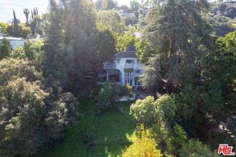 Photo of 3468 Oak Glen Drive, Los Angeles, CA 90068 (MLS # 26656377)