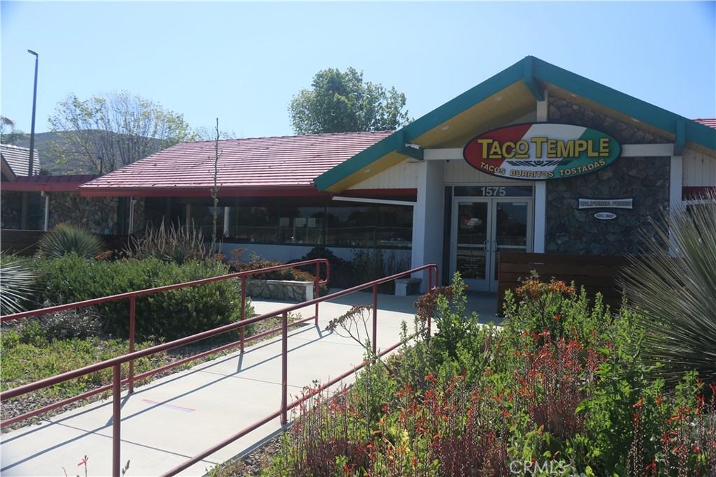 1585 Calle Joaquin