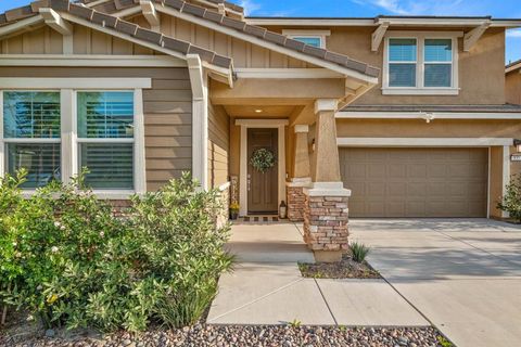 835 Orangedale Ave Redlands CA 92374