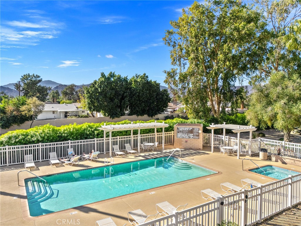 Palm Desert Resort CC (32418) - Residential