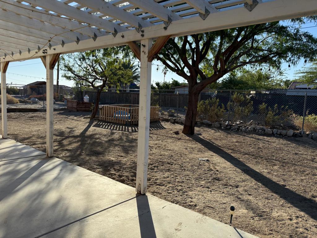 Vista Del Mar - Residential