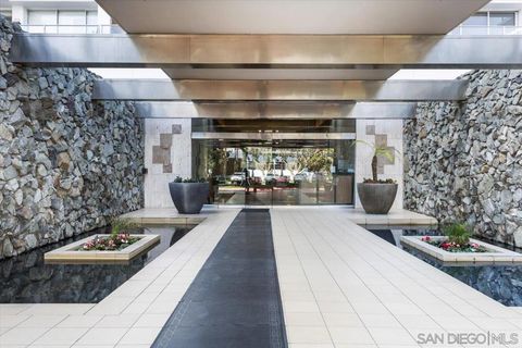 Photo of 1830 Avenida Del Mundo #1210, Coronado, CA 92118 (MLS # 250021261SD)