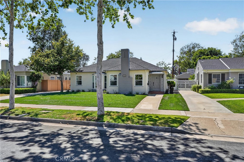 1404 N Freeman