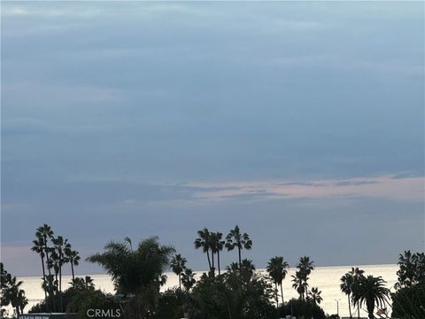 Photo of 301 Ashland Avenue #5, Santa Monica, CA 90405 (MLS # BB26006653)