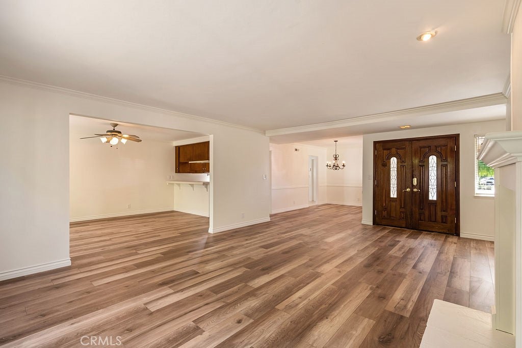 3005 E Ruth Place