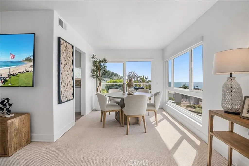 Laguna Beach, California 92651, United States, 3 Bedrooms Bedrooms, ,2 BathroomsBathrooms,Residential,Active,112463