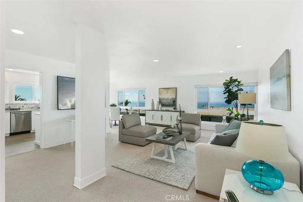 Laguna Beach, California 92651, United States, 3 Bedrooms Bedrooms, ,2 BathroomsBathrooms,Residential,Active,112463
