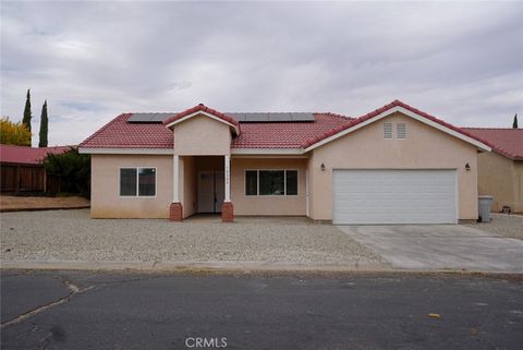 Photo of 10304 Primrose Avenue, Hesperia, CA 92345 (MLS # DW26058121)