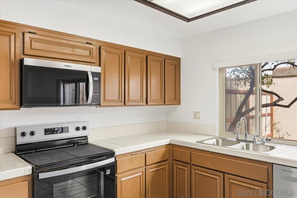 1444 Eagle Peak Ct. #E