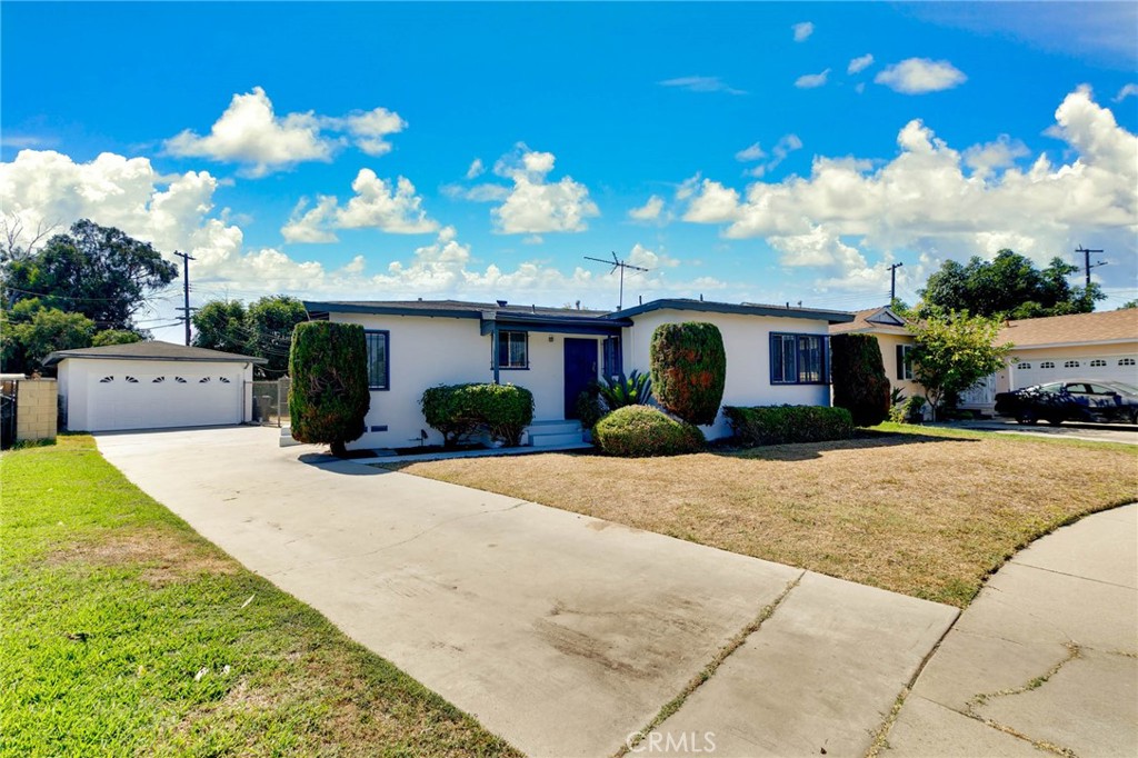 Welcome to this inviting 3-bedroom, 1-bathroom home that has been thoughtfully updated for today’s lifestyle. Fresh interior paint and brand-new flooring throughout create a bright and welcoming atmosphere.
The remodeled kitchen is the heart of the home, featuring new shaker-style cabinets, sleek quartz countertops with a matching backsplash, and updated fixtures. With plenty of storage and space to cook, this kitchen is both functional and stylish.
The bathroom has been refreshed with clean finishes, while additional updates such as new interior doors add to the move-in ready appeal.
With its comfortable layout and modern updates, this home is ready for its next chapter—perfect for families, first-time buyers, or investors.