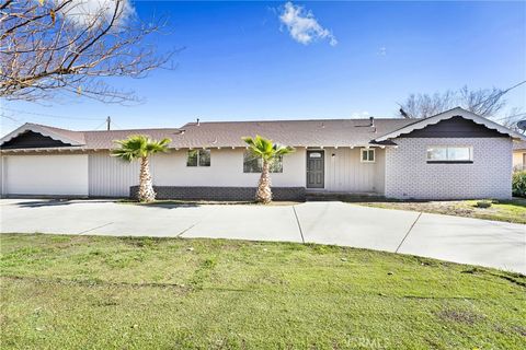 Photo of 38520 12th St E, Palmdale, CA 93550 (MLS # CV26003826)