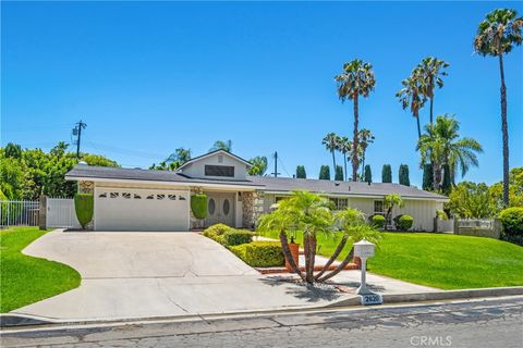 Photo of 2620 Coronado Dr Drive, Fullerton, CA 92835 (MLS # PW26146628)