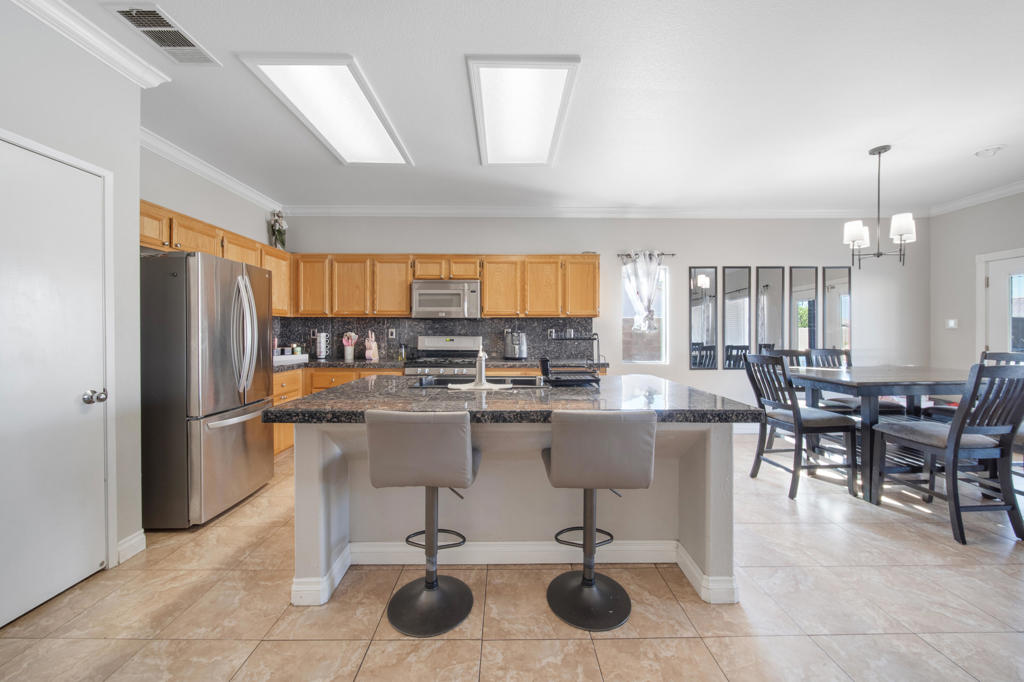 Shadow Hills - Residential