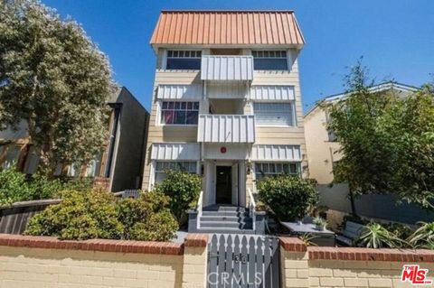Photo of 30 Dudley Avenue #11, Venice, CA 90291 (MLS # 26720773)