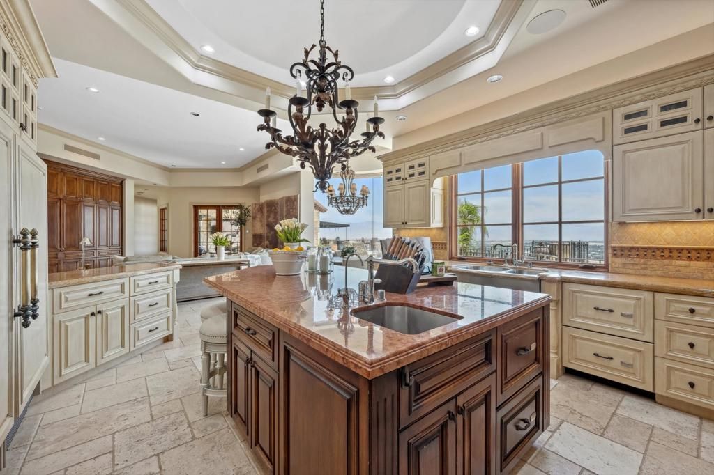 listing image 130727865046243589725