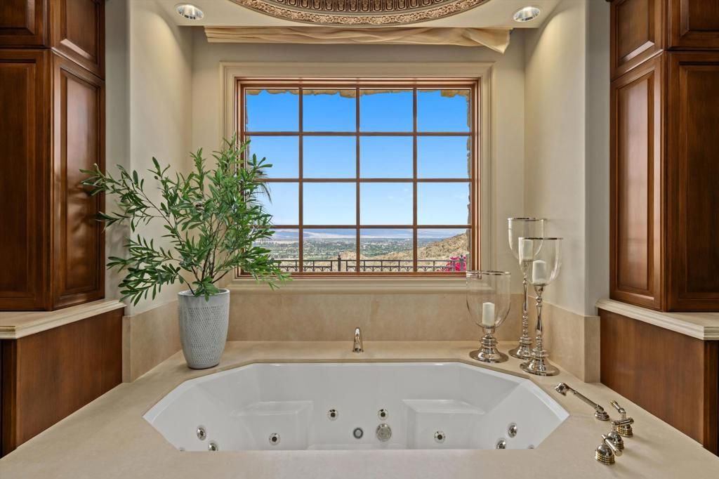 listing image 130723642164392957987