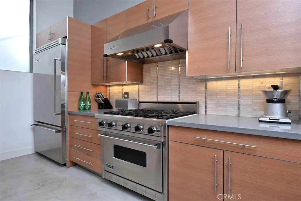 West Hollywood, California 90069, United States, 2 Bedrooms Bedrooms, ,3 BathroomsBathrooms,Residential,Active,204388