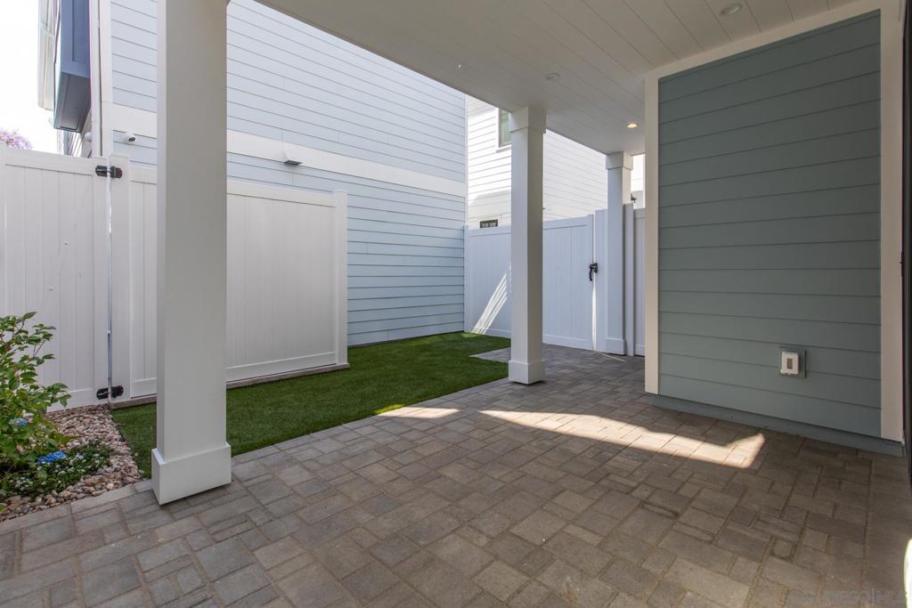 845 G Ave