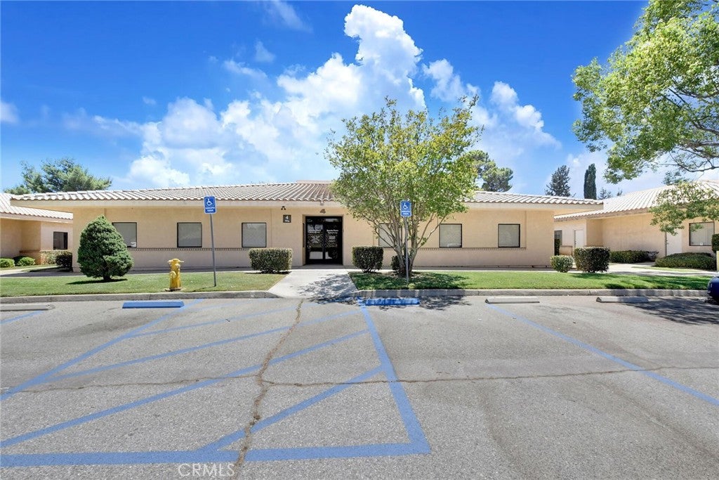 264 N Highland Springs 4