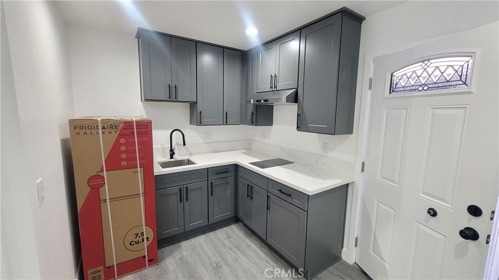 1605 Santa Ana Street E C