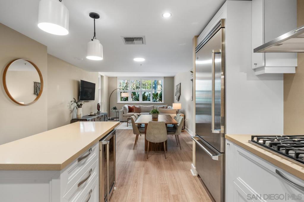 1325 Pacific Hwy 110