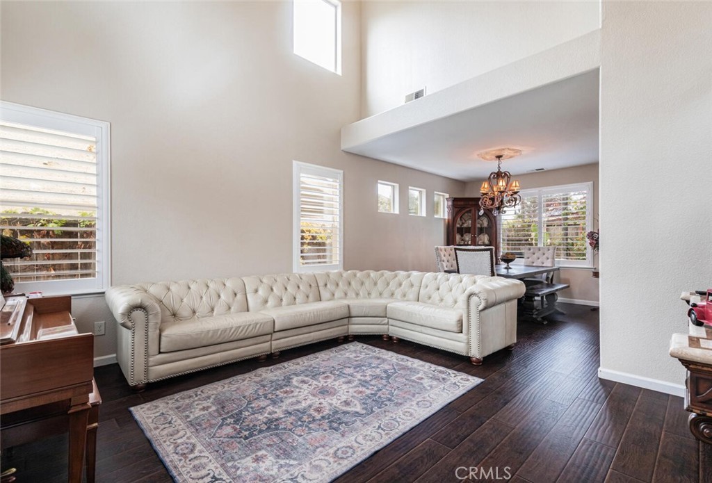 2170 W Beechwood Avenue