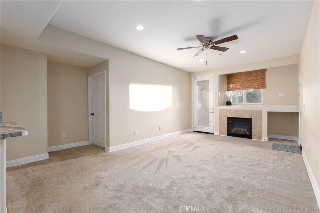 41410 Juniper Street 121