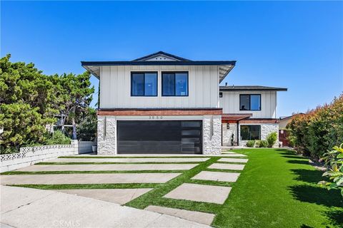 Photo of 3550 Goldenrod Circle, Seal Beach, CA 90740 (MLS # NP26081670)