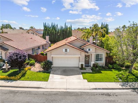 Photo of 41844 Driver Ln, Temecula, CA 92591 (MLS # SW26090017)