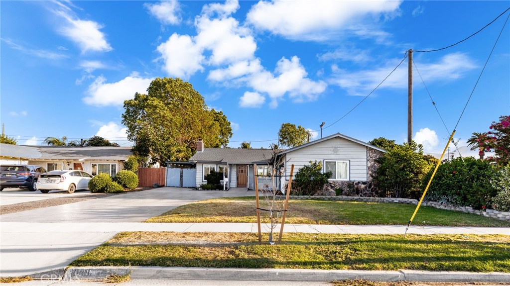 1048 Bluecrest Street