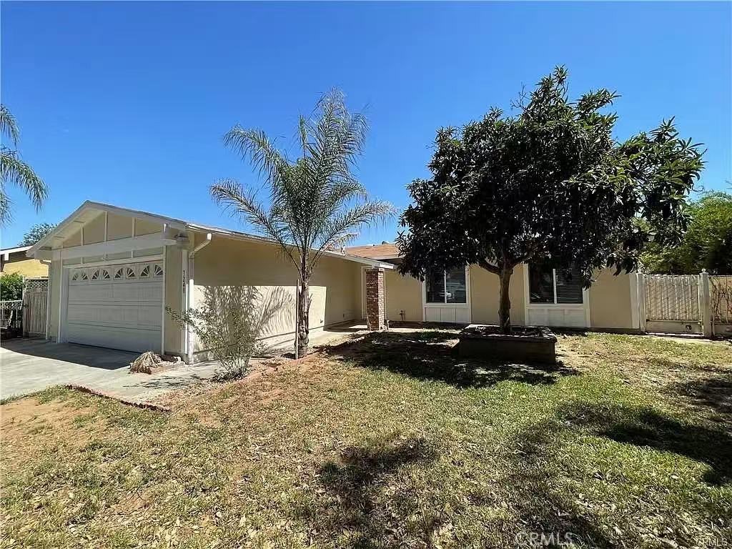Highly desirable home located on a huge lot in the prime neighborhood of Riverside. This fully renovated single-story residence features a total of 4 bedrooms and 2 bathrooms, offering a perfect blend of modern comfort and classic charm. The upgraded kitchen features a central island, and high-end finishes. The great room creating a warm and inviting atmosphere. The luxurious master suite includes a spacious walk-in closet, additional storage, and an upgraded en-suite bathroom. There are 3 additional bedrooms in the house. The backyard with ample space for outdoor relaxation. Located in the prestigious community, this home is just 5 minutes to freeway, The Shops, Hospital, super markets, dining, and entertainment. Don't miss this incredible opportunity.
