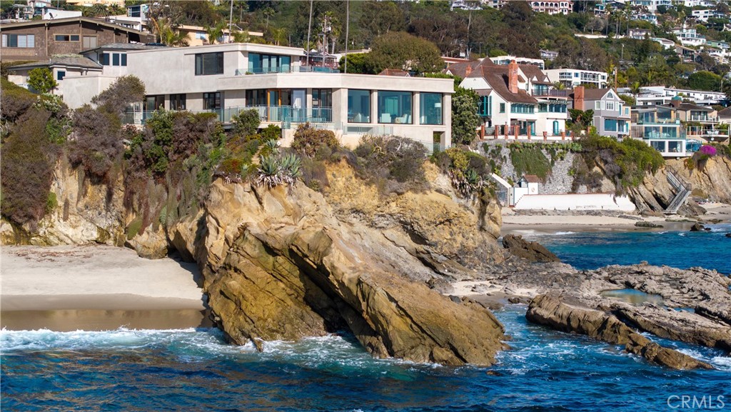 Woods Cove (WC) - Residential Lease