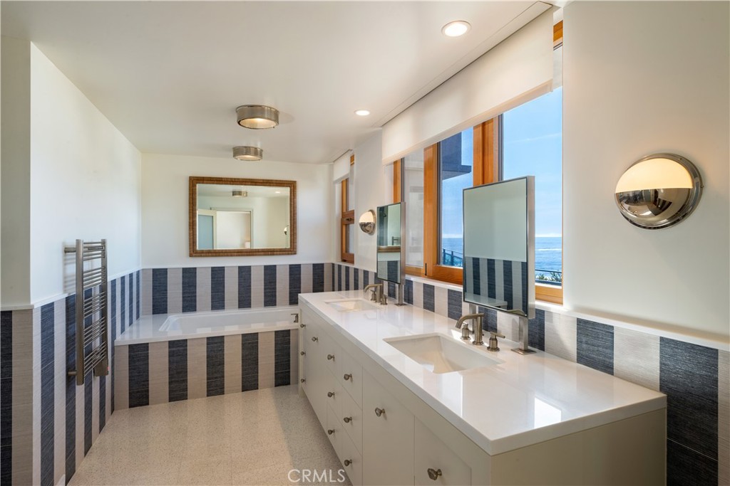 Woods Cove (WC) - Residential Lease