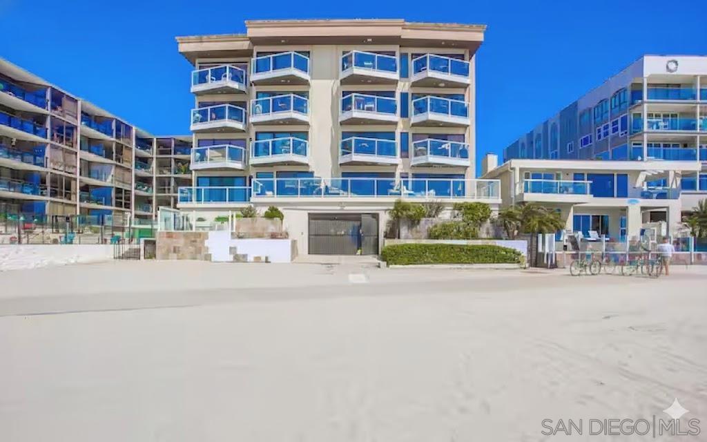 Pacific Beach - Residential