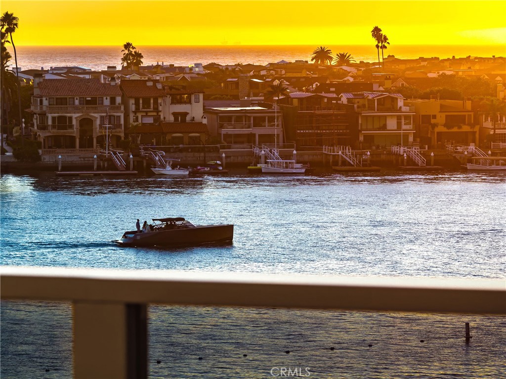 Corona del Mar South of PCH (CDMS) - Residential