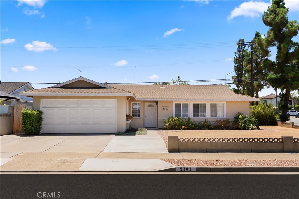 This is the one you’ve been waiting for! Situated on an oversized 7,000 sq ft corner lot just minutes from Meadowlark Golf Course, this single-level, 4 bedroom, 1.75 bath 1960s classic is full of opportunity and waiting for your personal touch.
Let’s talk potential: this home has great bones, a smart layout, and sits on an ADU-sized lot with RV access in the back — a rare combo in Huntington Beach! Whether you’re dreaming of a custom guest house, home office, income unit, or just need space to park the toys, this property has the flexibility you need.
Tucked in a desirable neighborhood, you’re close to award-winning schools, shopping, dining, and just a short drive to the sand. Well taken care of vintage style home is ready to move in, or bring your vision, your contractor, and your Pinterest board — this one’s ready for transformation.