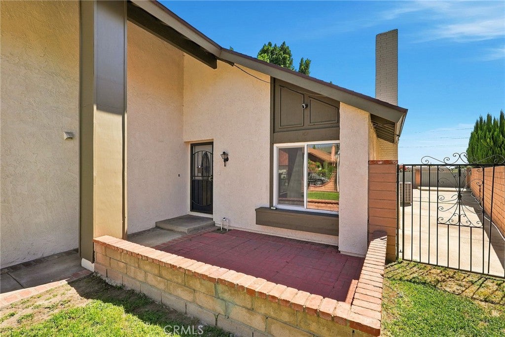 11423 Bartee Ave