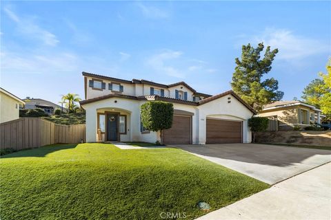 31941 Hollyhock Lake Elsinore CA 92532