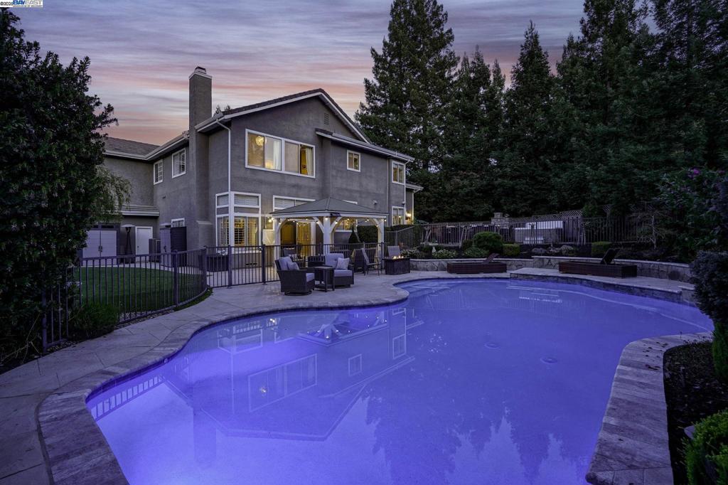 WOODRANCH - Residential