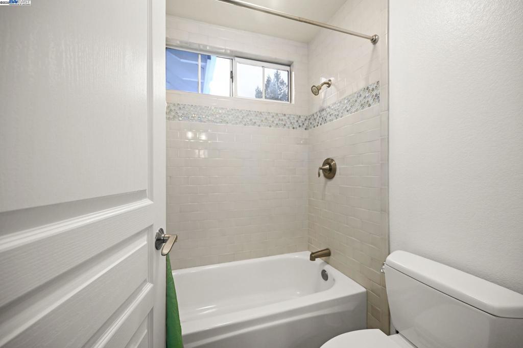 WOODRANCH - Residential