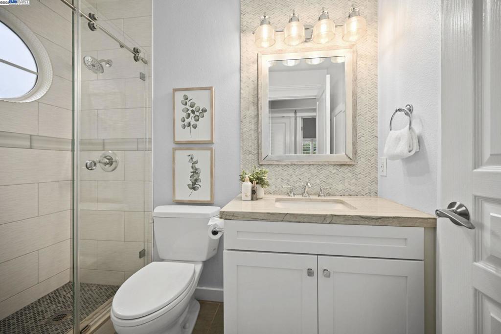 WOODRANCH - Residential