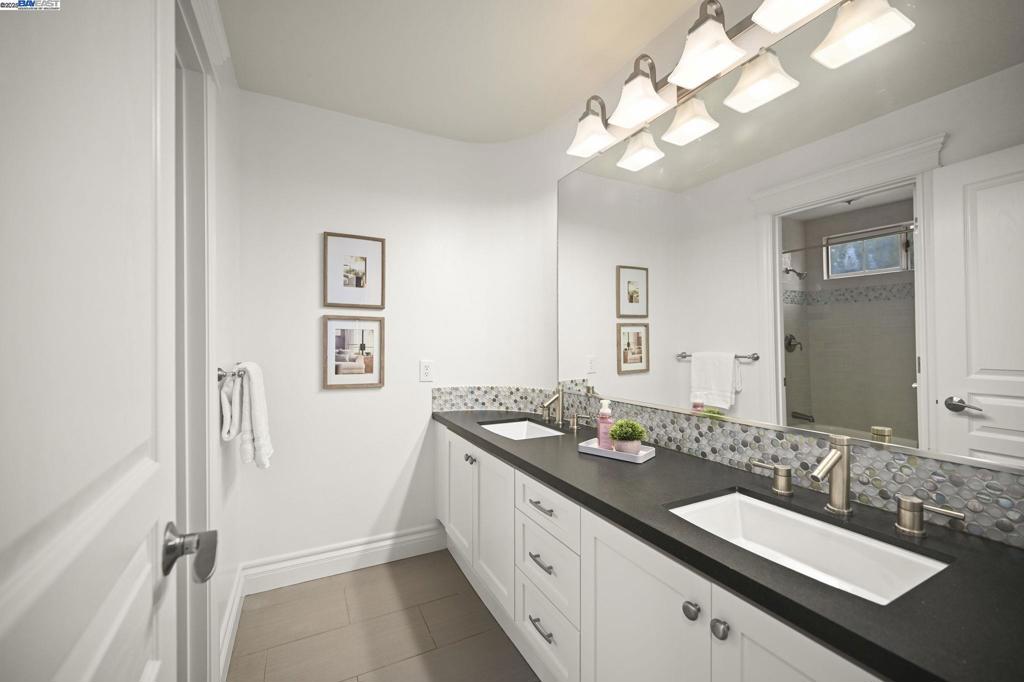 WOODRANCH - Residential