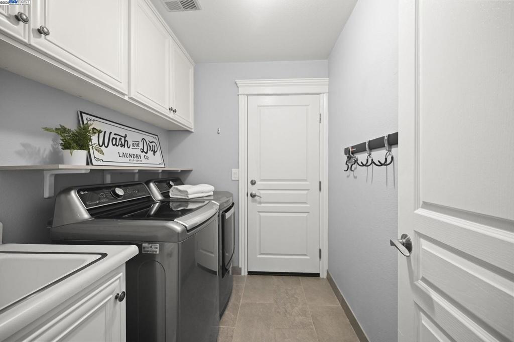 WOODRANCH - Residential